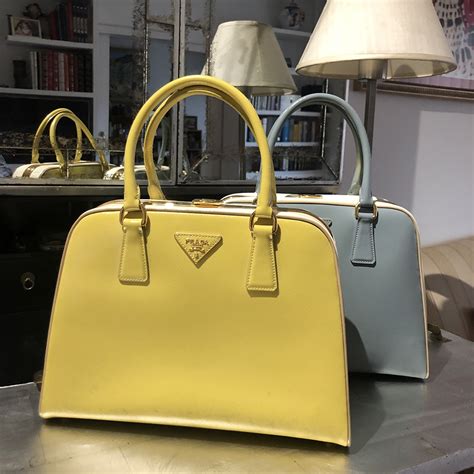 bolso prada amarillo|bolso de moda mujer.